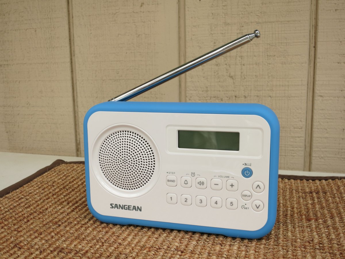 Sangean PR-D18 review: a tough little AM/FM portable